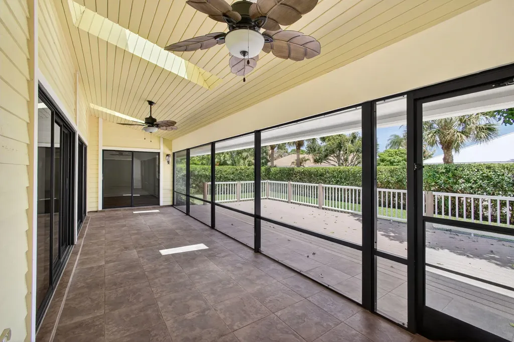 10420 SE Jupiter Narrows Drive Hobe Sound FL 33455