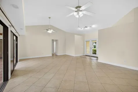 10420 SE Jupiter Narrows Drive Hobe Sound FL 33455