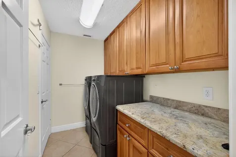 10420 SE Jupiter Narrows Drive Hobe Sound FL 33455