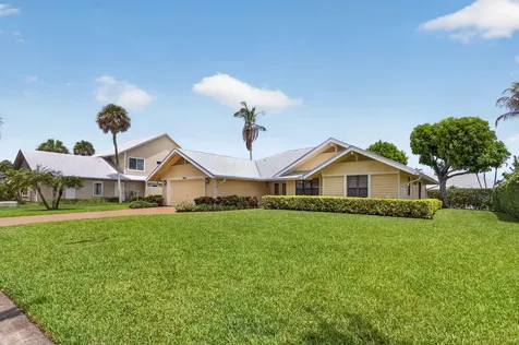 10420 SE Jupiter Narrows Drive Hobe Sound FL 33455