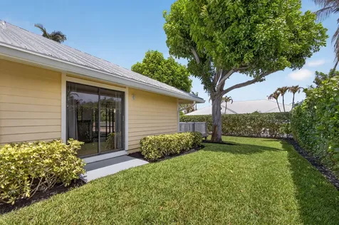10420 SE Jupiter Narrows Drive Hobe Sound FL 33455