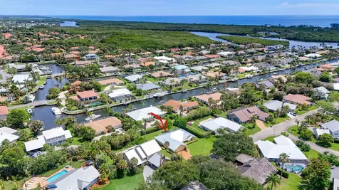 10420 SE Jupiter Narrows Drive Hobe Sound FL 33455