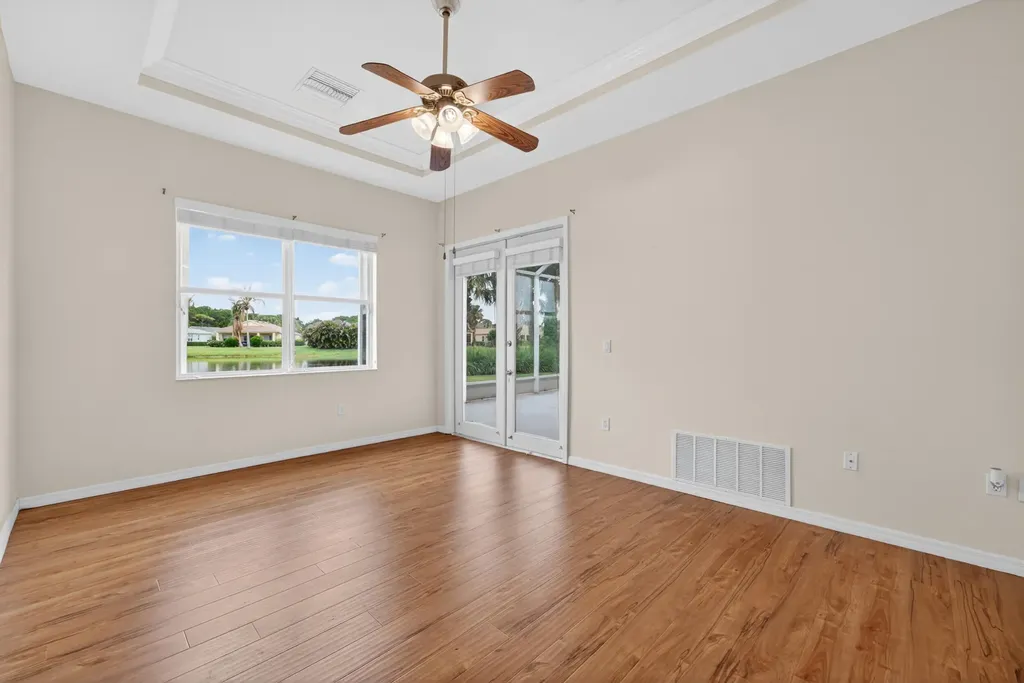512 SW Lake Manatee Way Port St Lucie FL 34986