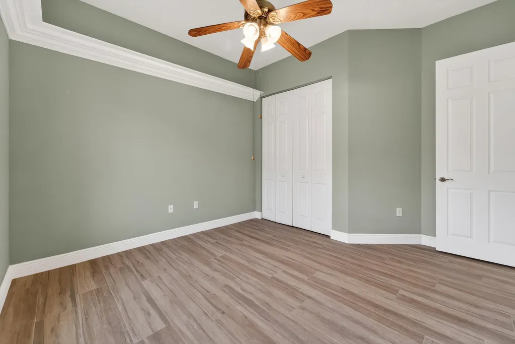 512 SW Lake Manatee Way Port St Lucie FL 34986