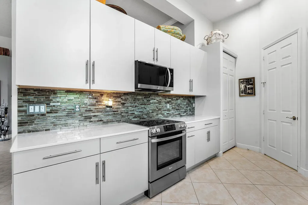 8192 Spyglass Drive West Palm Beach FL 33412
