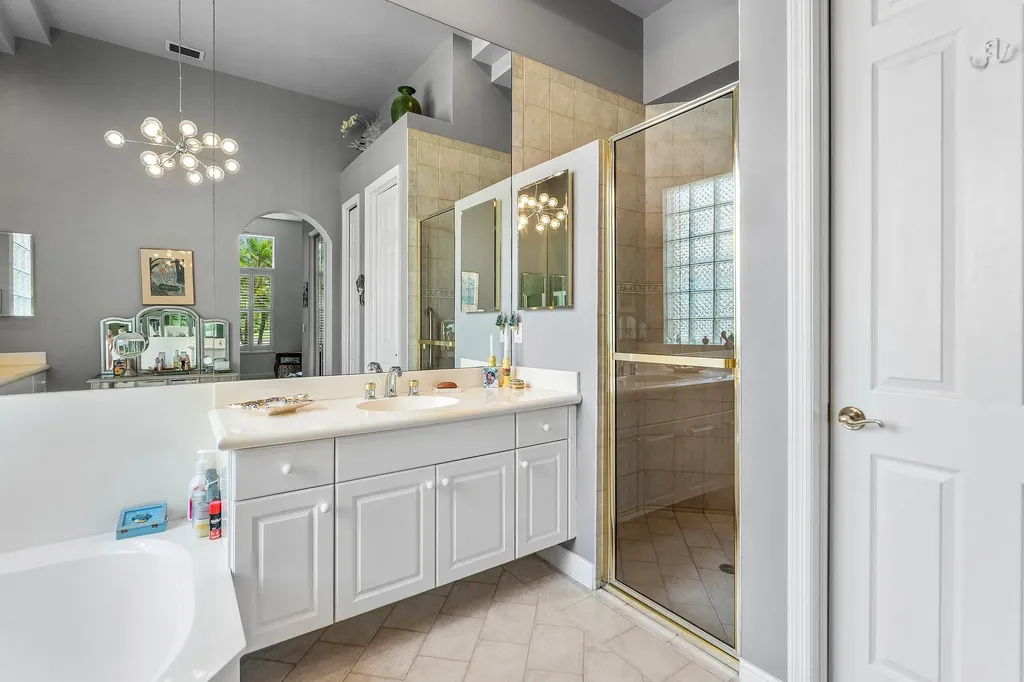 8192 Spyglass Drive West Palm Beach FL 33412