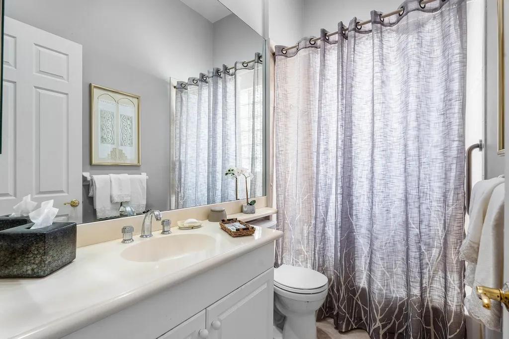 8192 Spyglass Drive West Palm Beach FL 33412