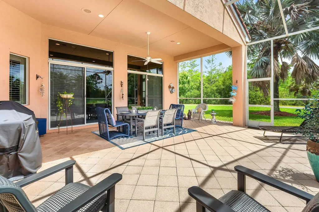 8192 Spyglass Drive West Palm Beach FL 33412