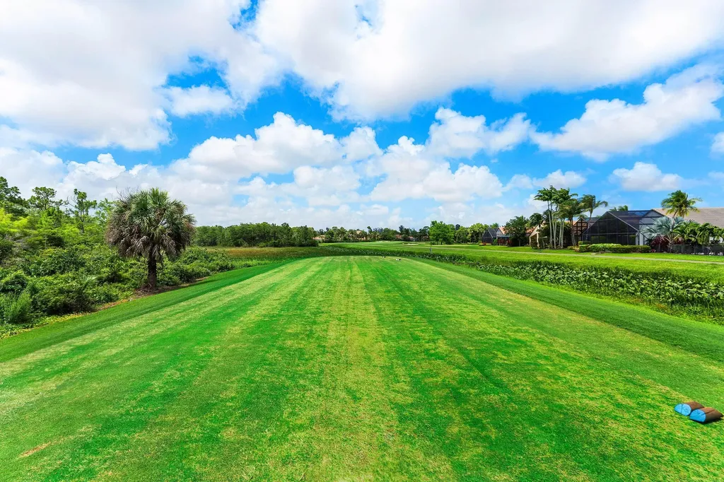 8192 Spyglass Drive West Palm Beach FL 33412