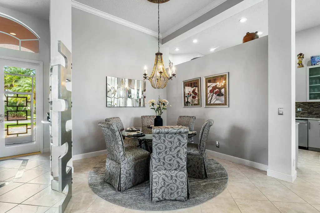 8192 Spyglass Drive West Palm Beach FL 33412