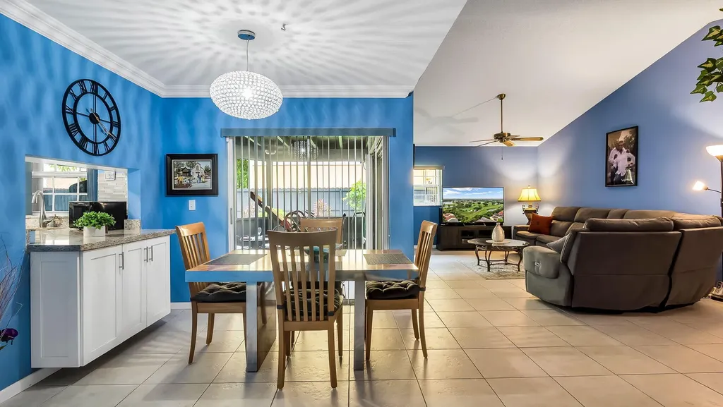 9720 SW 12th Street Pembroke Pines FL 33025