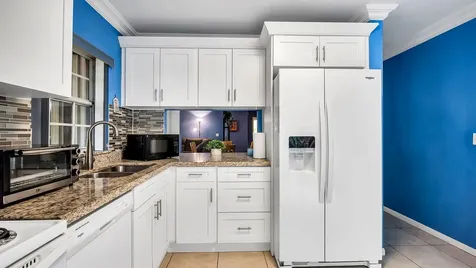 9720 SW 12th Street Pembroke Pines FL 33025