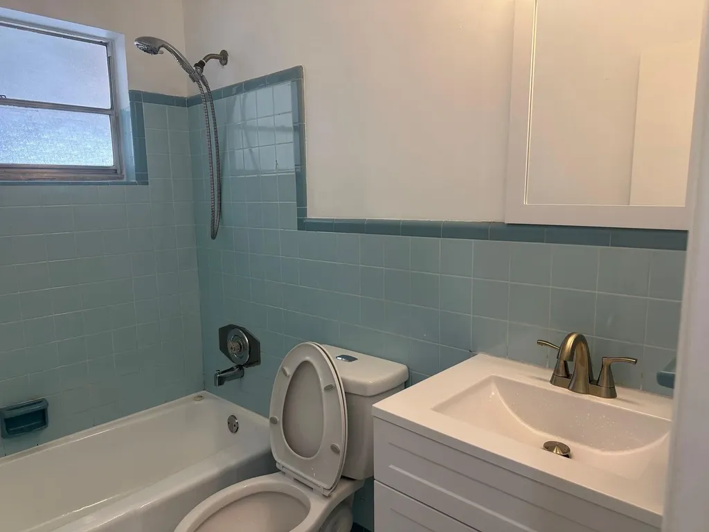 1404 SE 3rd Terrace Deerfield Beach FL 33441
