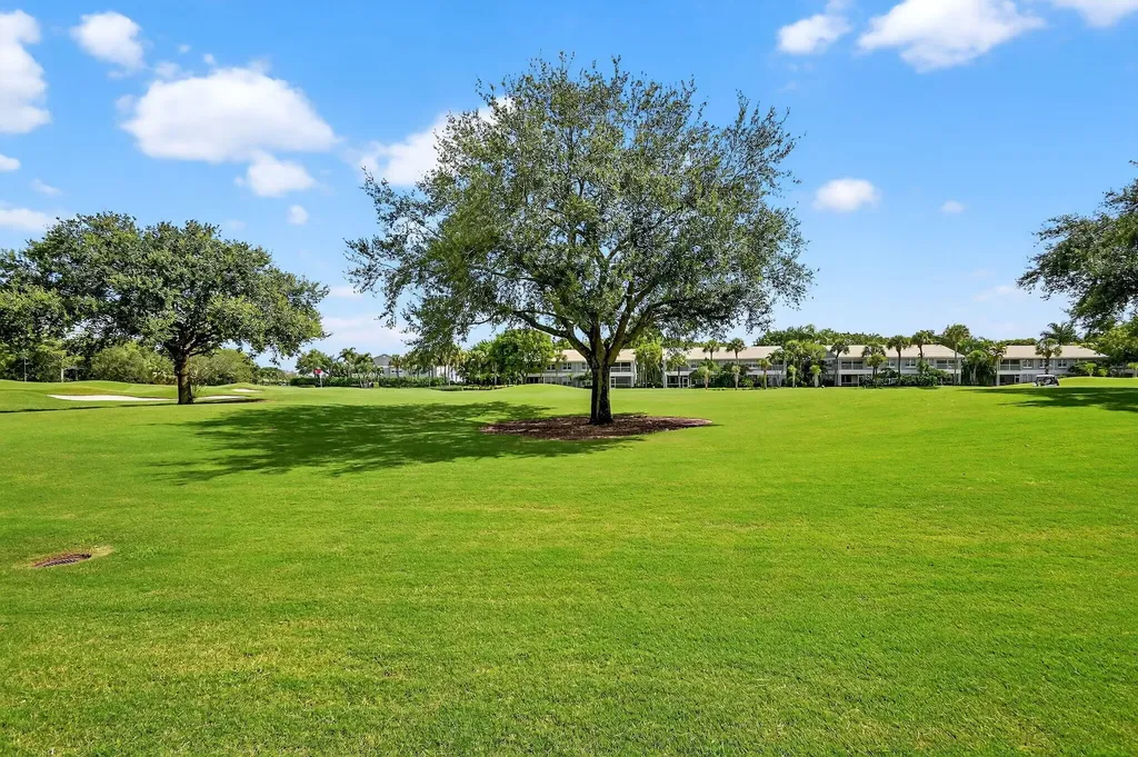 4553 Barclay Fair Way Wellington FL 33449