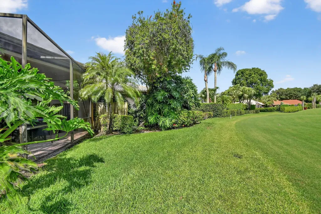 4553 Barclay Fair Way Wellington FL 33449