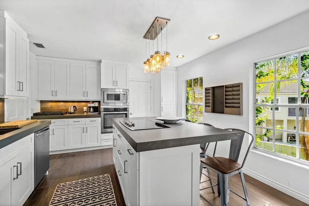 11823 Pebblewood Drive Wellington FL 33414