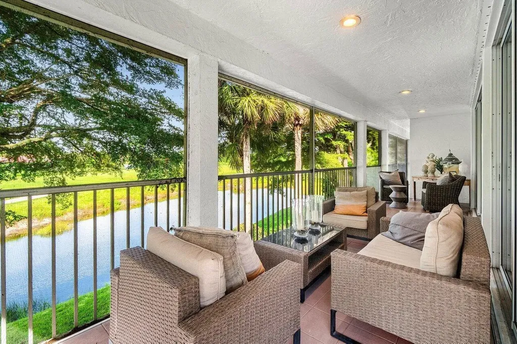 11823 Pebblewood Drive Wellington FL 33414