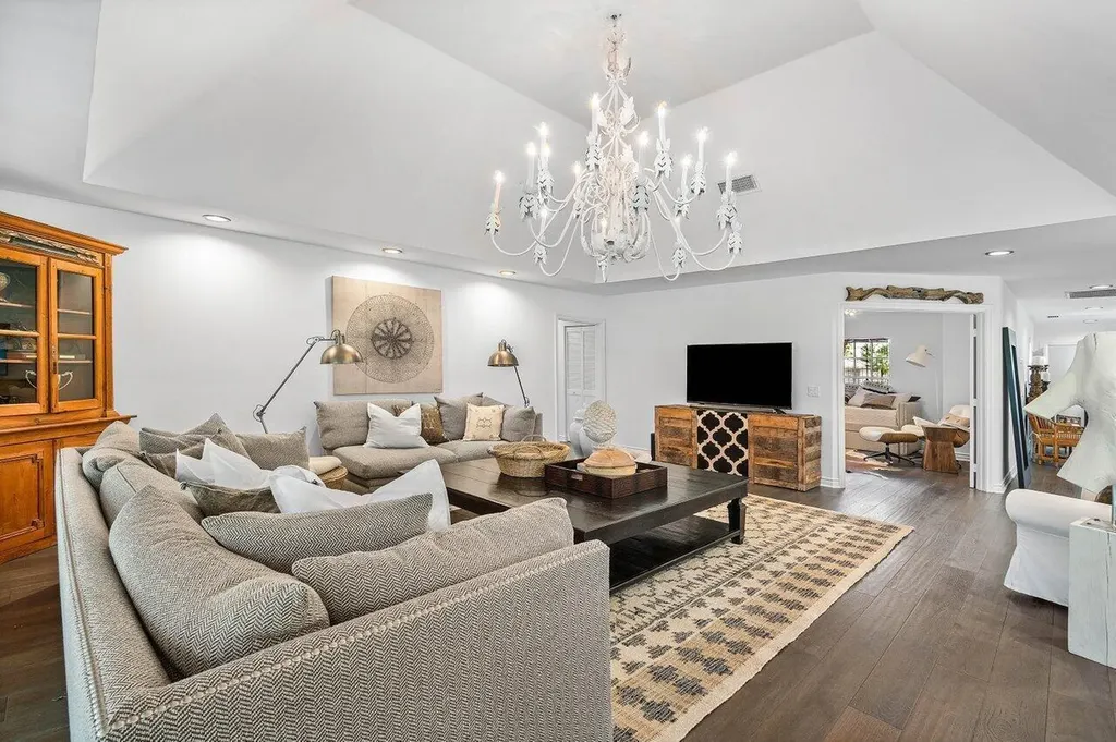 11823 Pebblewood Drive Wellington FL 33414