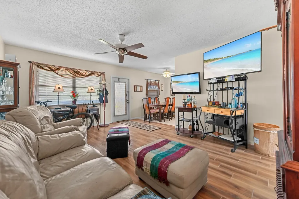 294 Prescott O Deerfield Beach FL 33442