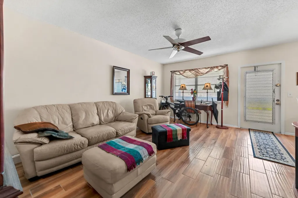 294 Prescott O Deerfield Beach FL 33442