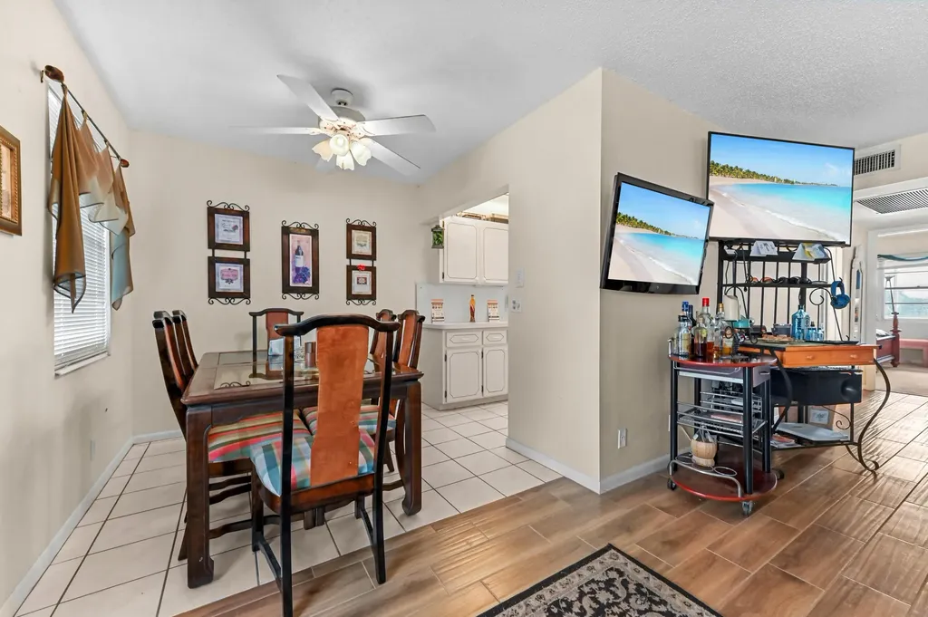 294 Prescott O Deerfield Beach FL 33442