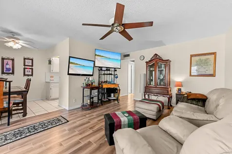 294 Prescott O Deerfield Beach FL 33442
