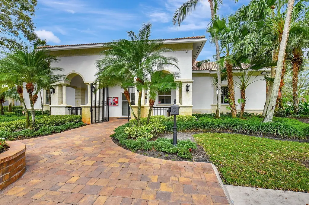 6319 C Durham Drive Lake Worth FL 33467