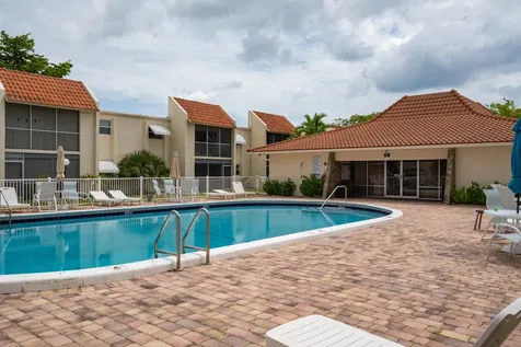 1428 SE 4th Avenue Deerfield Beach FL 33441