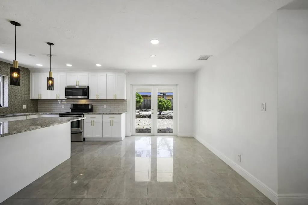 2100 N Seacrest Boulevard Boynton Beach FL 33435