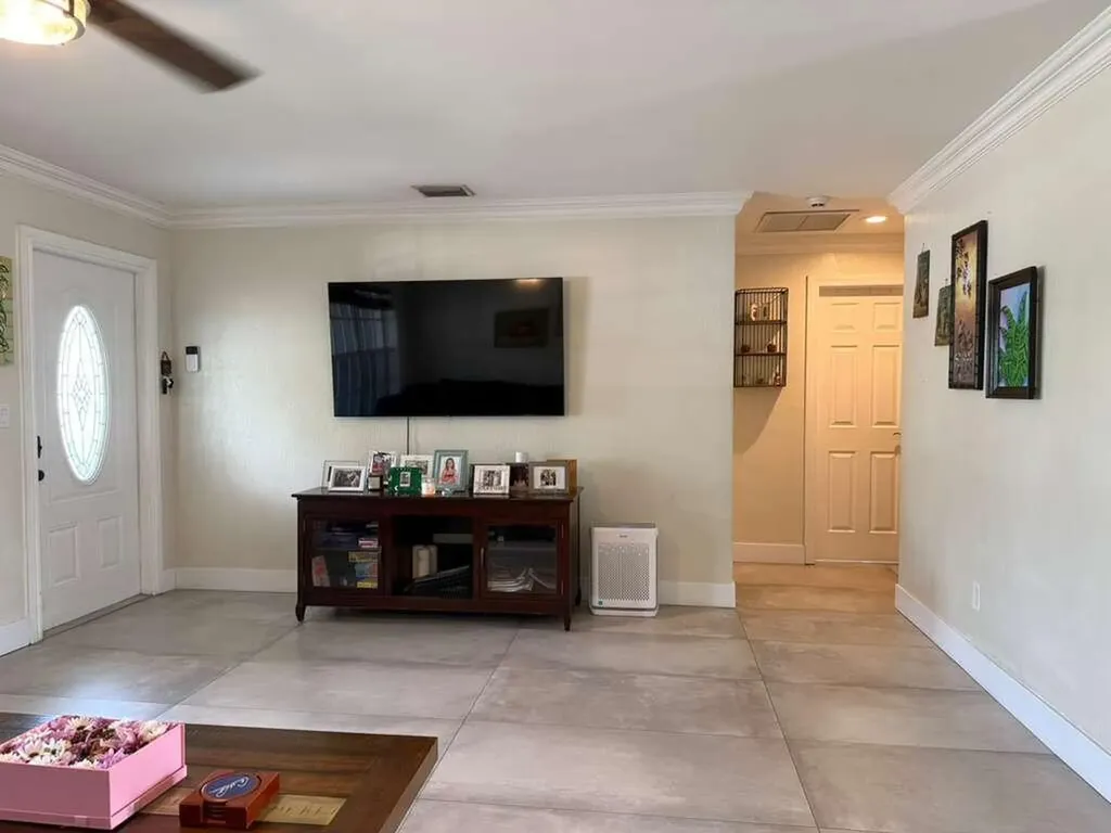 1520 NE 35th Street Pompano Beach FL 33064