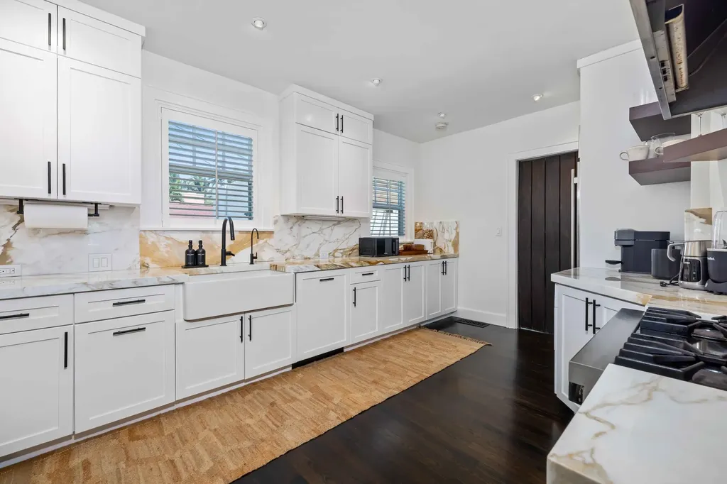 511 32nd Street West Palm Beach FL 33407