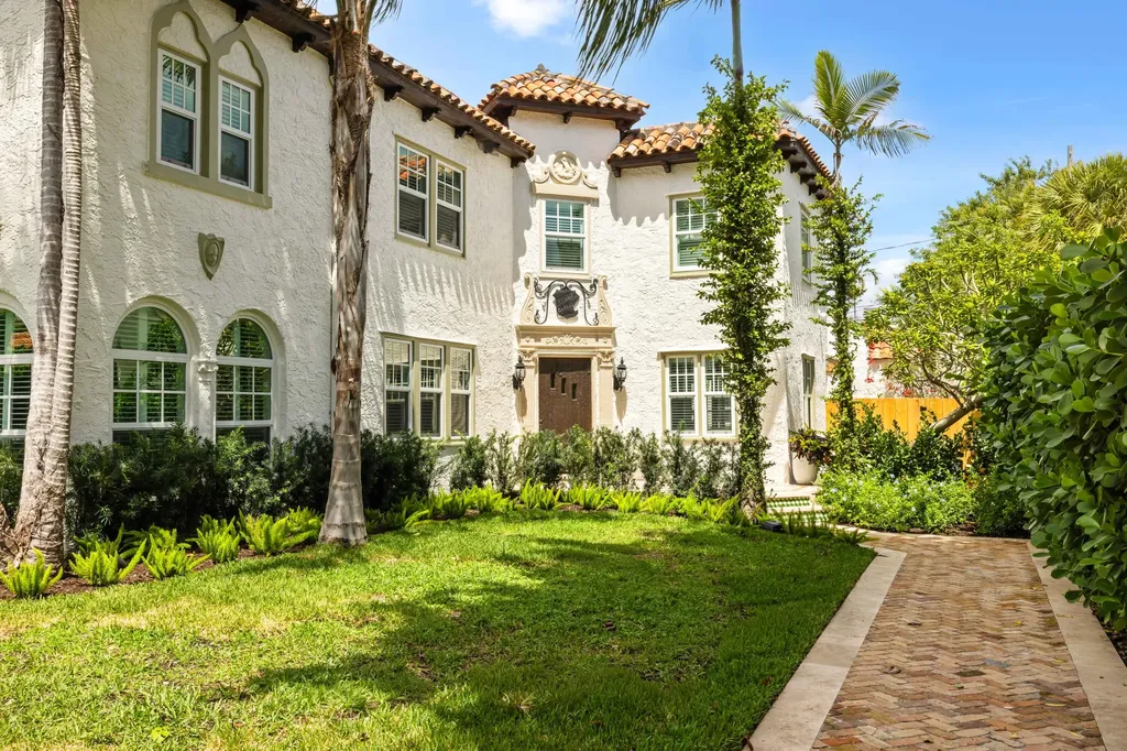 511 32nd Street West Palm Beach FL 33407