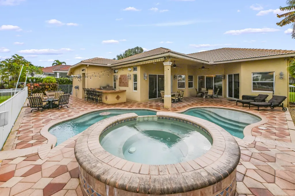 11852 Osprey Point Circle Wellington FL 33449