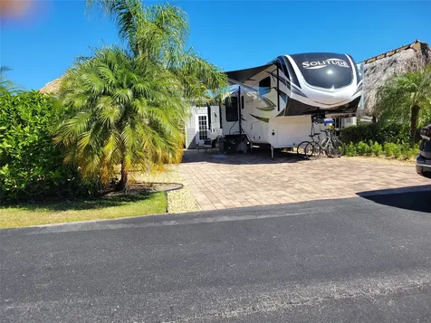545 SW 40th Cove Okeechobee FL 34974
