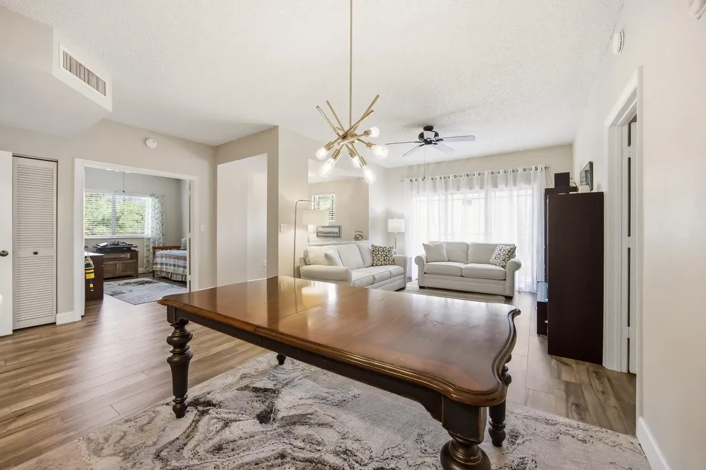 2802 Sarento Place Palm Beach Gardens FL 33410
