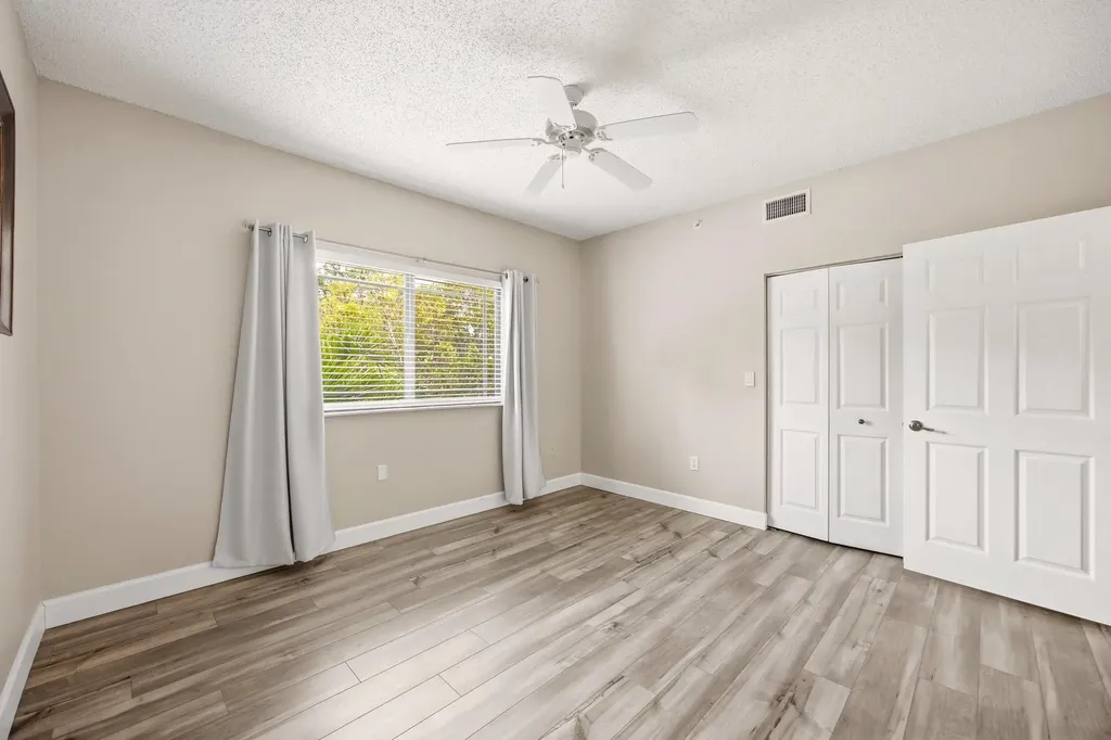 2802 Sarento Place Palm Beach Gardens FL 33410