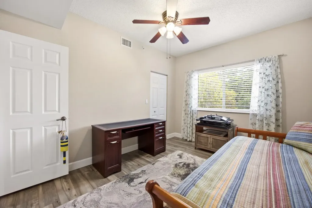 2802 Sarento Place Palm Beach Gardens FL 33410