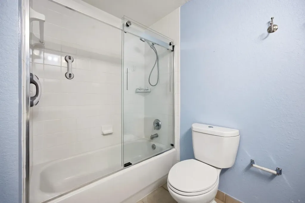 2802 Sarento Place Palm Beach Gardens FL 33410