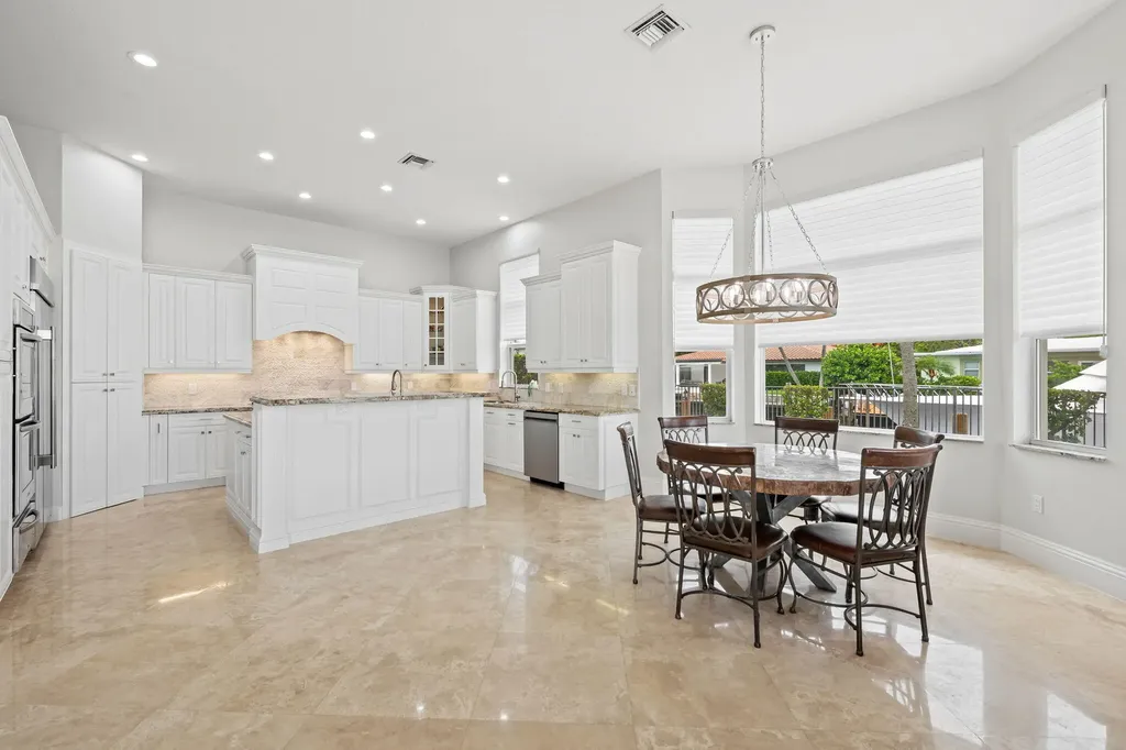 1261 NE 27th Way Pompano Beach FL 33062