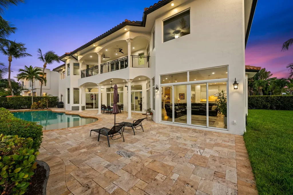 1261 NE 27th Way Pompano Beach FL 33062