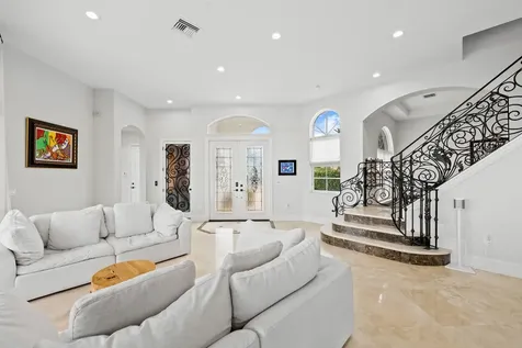 1261 NE 27th Way Pompano Beach FL 33062