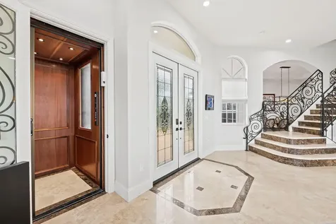 1261 NE 27th Way Pompano Beach FL 33062