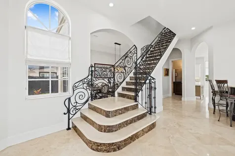 1261 NE 27th Way Pompano Beach FL 33062