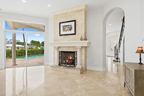 1261 NE 27th Way Pompano Beach FL 33062