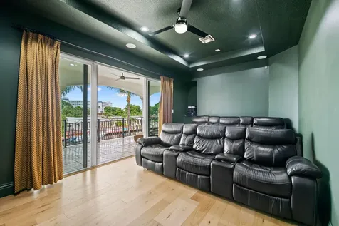 1261 NE 27th Way Pompano Beach FL 33062