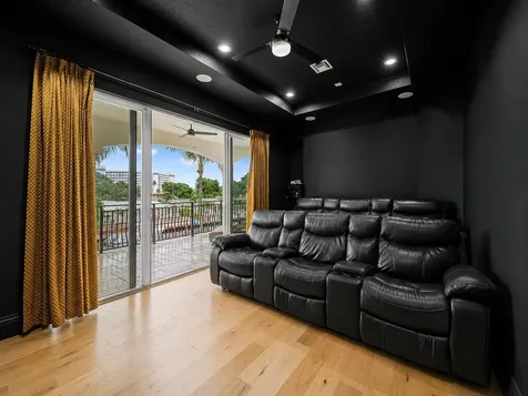 1261 NE 27th Way Pompano Beach FL 33062