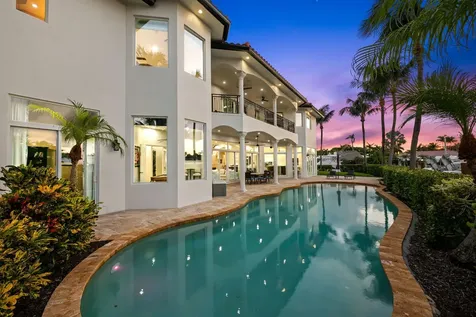 1261 NE 27th Way Pompano Beach FL 33062