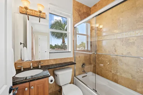 1261 NE 27th Way Pompano Beach FL 33062
