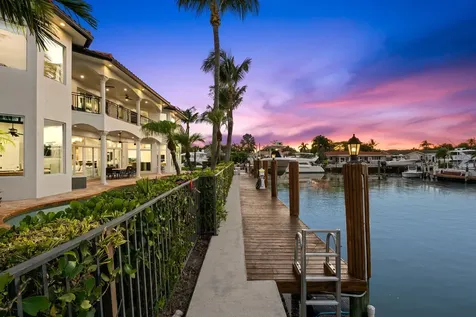 1261 NE 27th Way Pompano Beach FL 33062