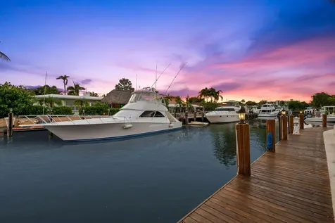 1261 NE 27th Way Pompano Beach FL 33062